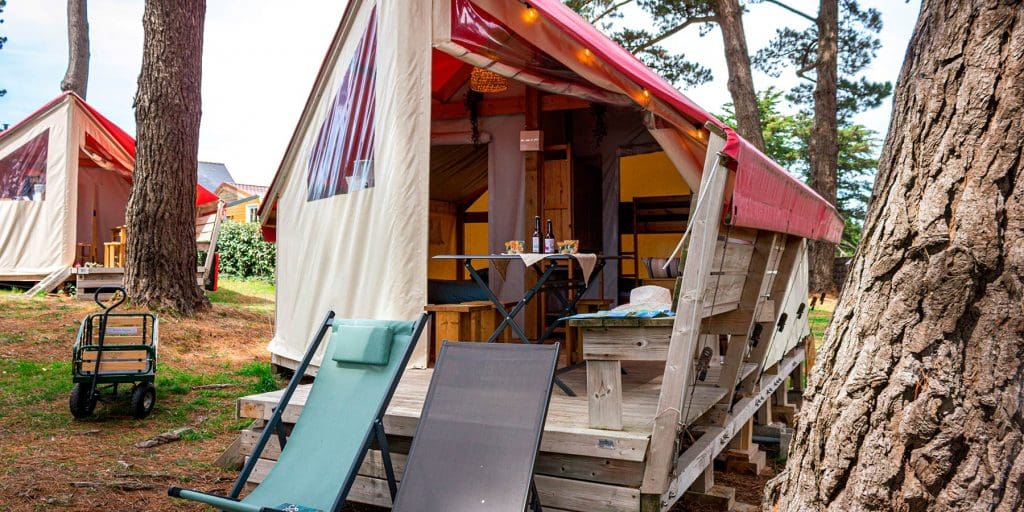 Camping L'Océan Belle-Ile-en-Mer Morbihan randonnée en Lodge